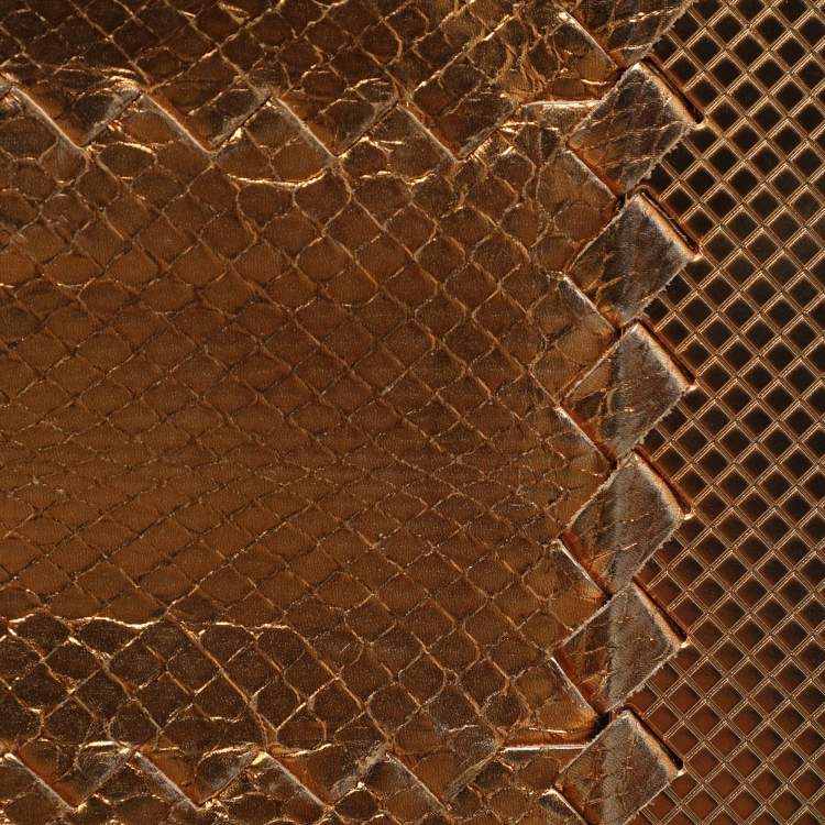 Pre Owned Bottega Veneta Gold Metalic Leather Frame Clutch