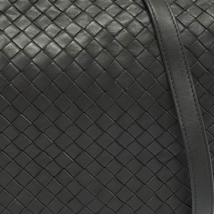 Pre Owned Bottega Veneta Grey Intrecciato Leather Flap Crossbody Bag