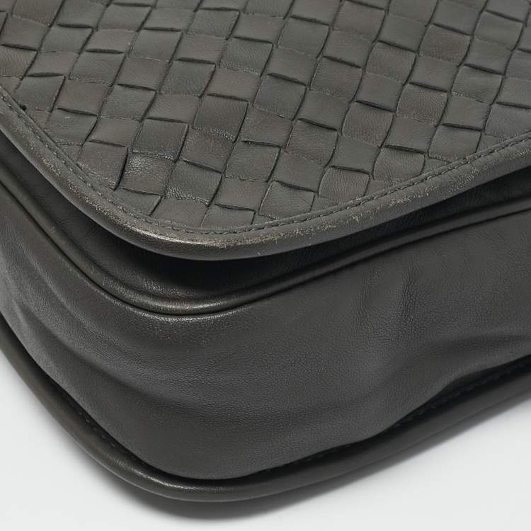 Pre Owned Bottega Veneta Grey Intrecciato Leather Flap Crossbody Bag