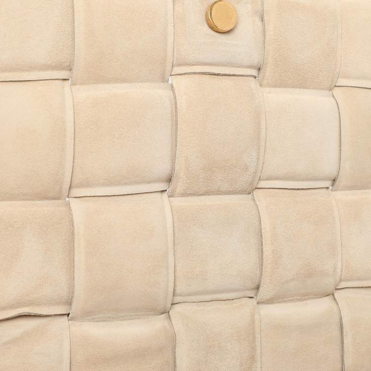 Pre Owned Bottega Veneta Beige Padded Suede Cassette Shoulder Bag