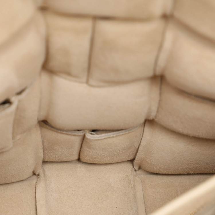 Pre Owned Bottega Veneta Beige Padded Suede Cassette Shoulder Bag