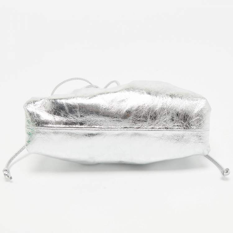 Pre Owned Bottega Veneta Silver Leather Mini The Pouch Clutch 