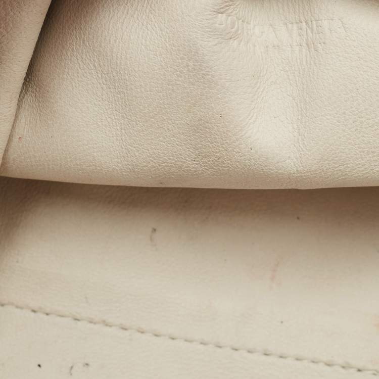 Pre Owned Bottega Veneta White Intrecciato Leather Mini The Pouch Clutch 