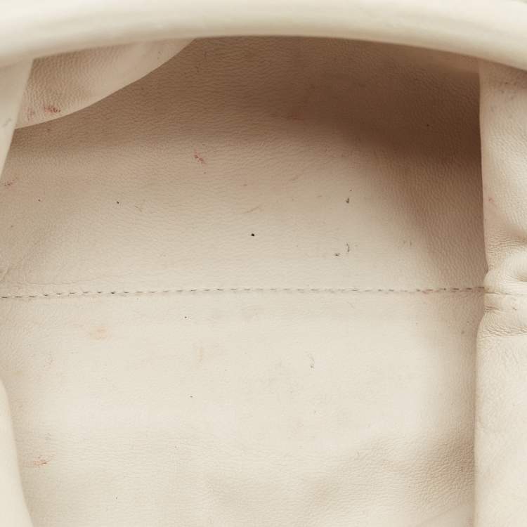 Pre Owned Bottega Veneta White Intrecciato Leather Mini The Pouch Clutch 