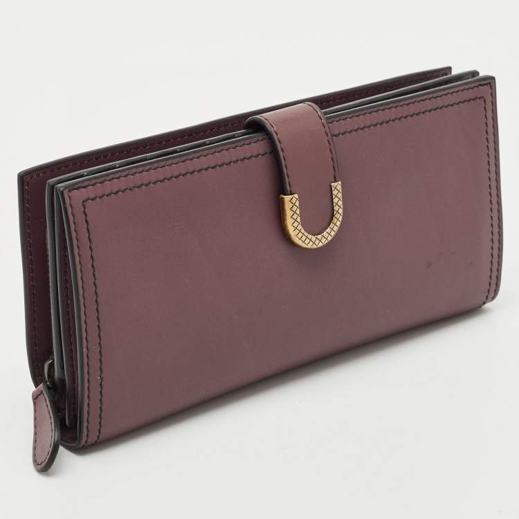 Pre Owned Bottega Veneta Mauve Leather Flap Continental Wallet