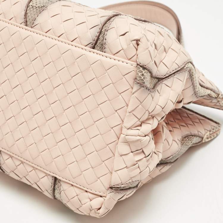 Pre Owned Bottega Veneta Salmon/Beige Intrecciato Leather and Snakeskin Frame Tote