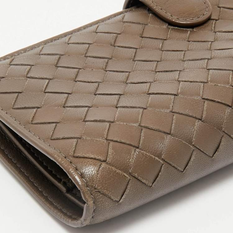 Pre Owned Bottega Veneta Dark Beige Intrecciato Leather Bifold Continental Wallet