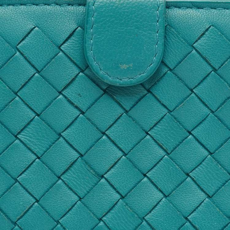 Pre Owned Bottega Veneta Blue Intrecciato Leather French Wallet 