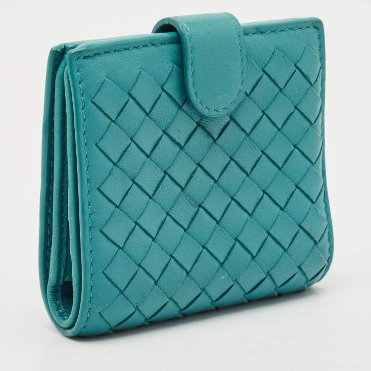 Pre Owned Bottega Veneta Blue Intrecciato Leather French Wallet 