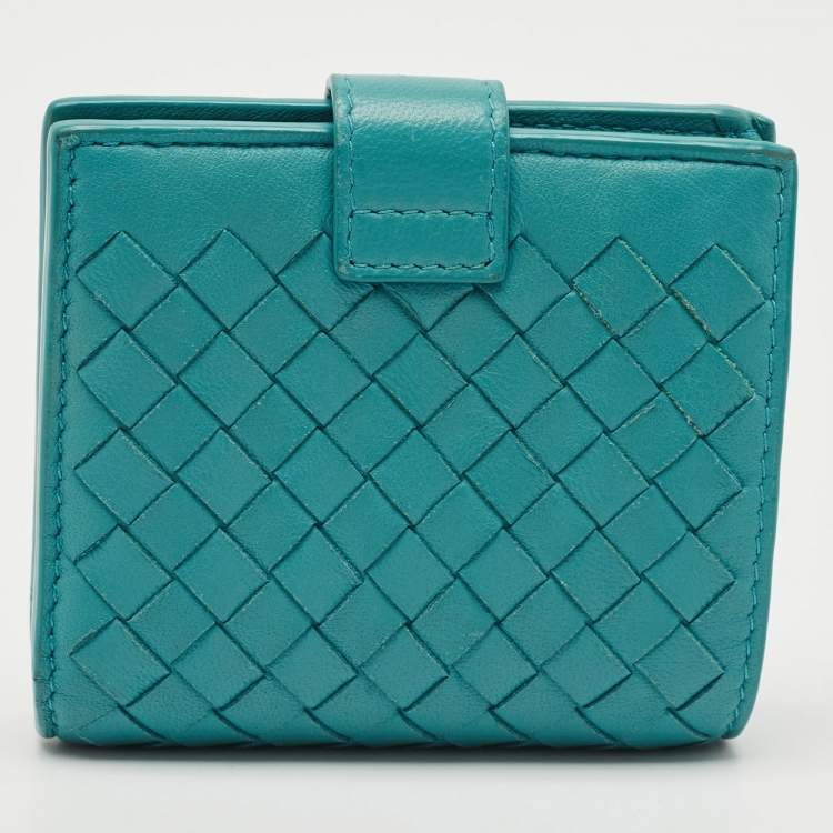 Pre Owned Bottega Veneta Blue Intrecciato Leather French Wallet 