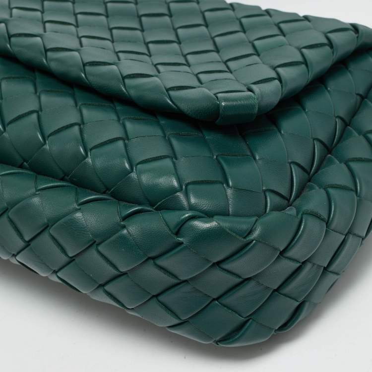 Pre Owned Bottega Veneta Emerald Green Intrecciato Leather Cobble Crossbody Bag