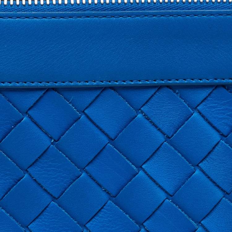 Pre Owned Bottega Veneta Blue Intrecciato Leather Top Zip Pouch