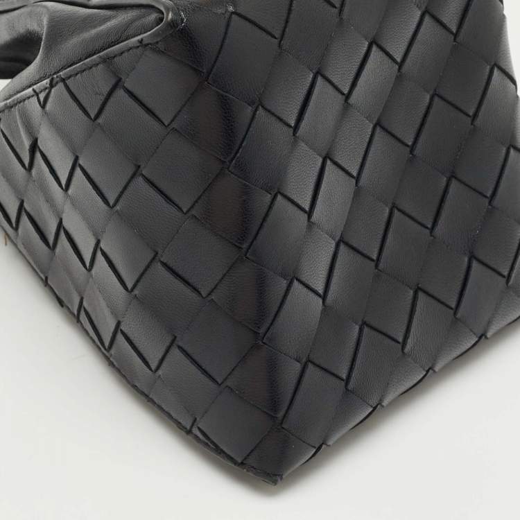 Pre Owned Bottega Veneta Black Intrecciato Leather Mini Knot Bucket Clutch Bag