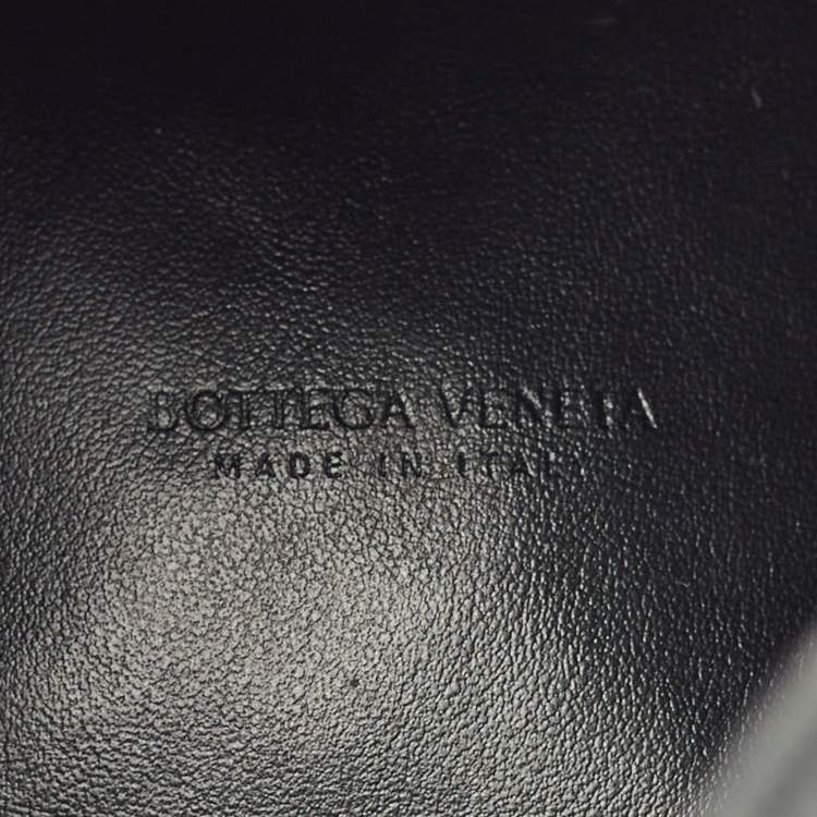 Pre Owned Bottega Veneta Black Intrecciato Leather Mini Knot Bucket Clutch Bag