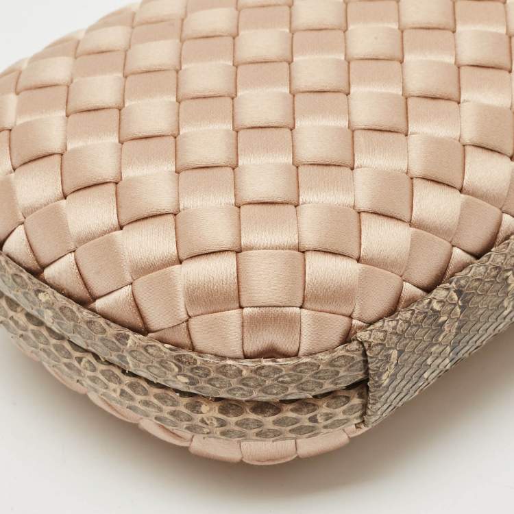 Pre Owned Bottega Veneta Beige Intrecciato Satin and Water Snakeskin Trim Knot Clutch