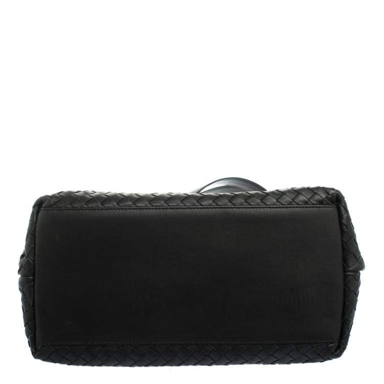 Pre Owned Bottega Veneta Black Intrecciato Nappa Leather Medium Top Handle Bag 
