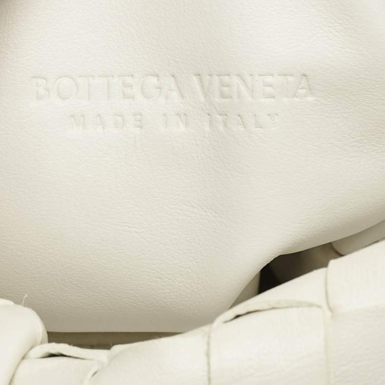 Pre Owned Bottega Veneta White Intrecciato Leather Mini Jodie Hobo
