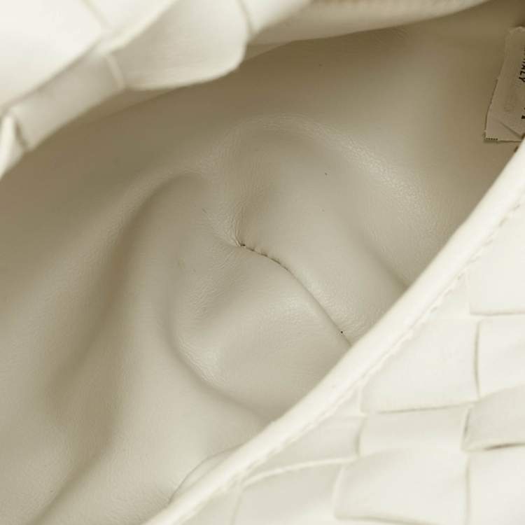 Pre Owned Bottega Veneta White Intrecciato Leather Mini Jodie Hobo