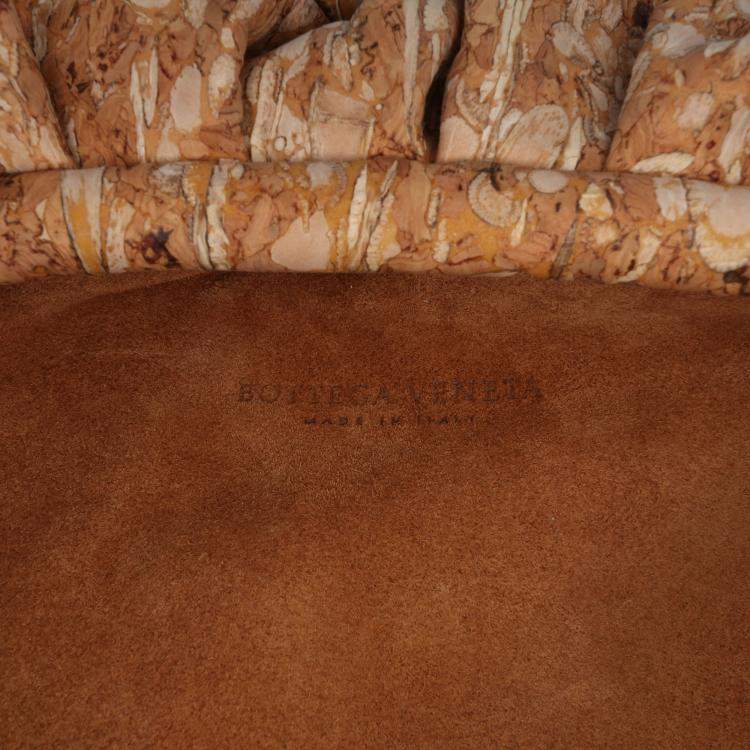 Pre Owned Bottega Veneta Beige Cork The Pouch