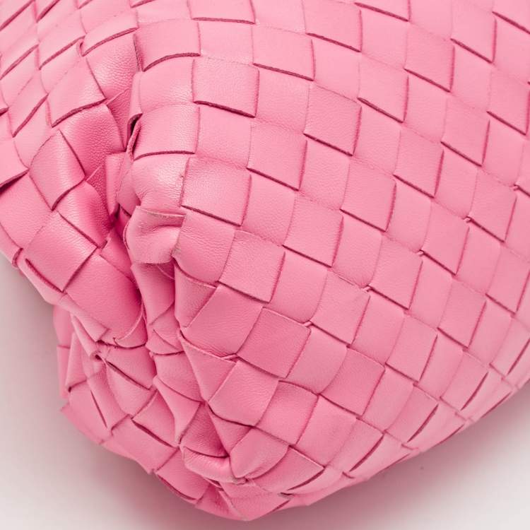 Pre Owned Bottega Veneta Pink Intrecciato Leather Classic The Pouch