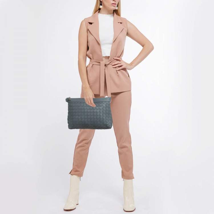 Pre Owned Bottega Veneta Slate Grey Intrecciato Leather Oversized Zip Pouch