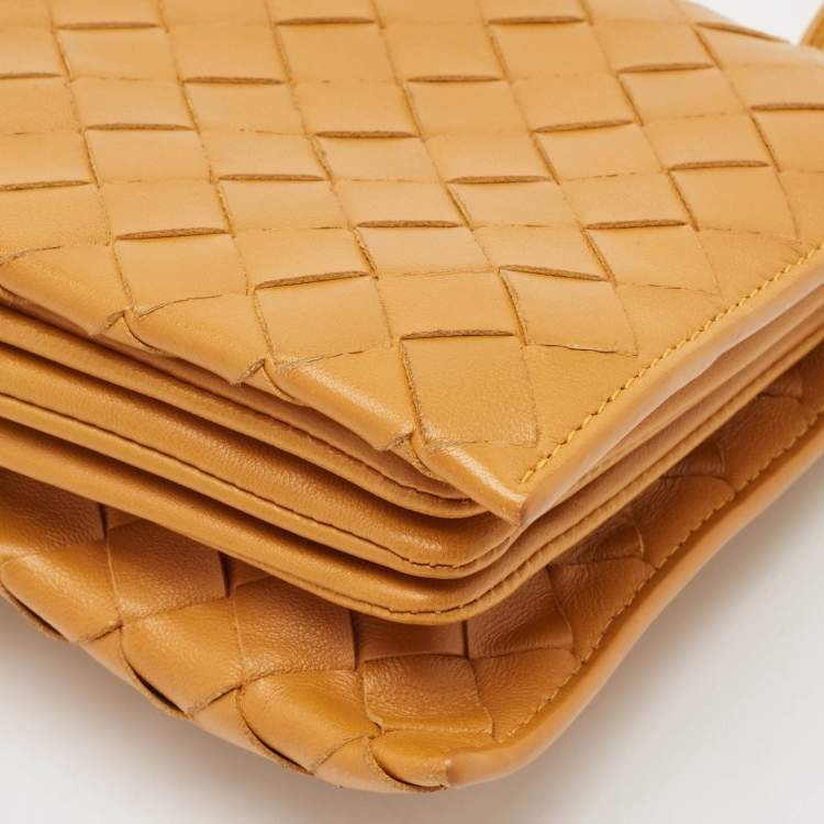 مملوكة مسبقًا Bottega Veneta Brown Intrecciato Leather Trio Shoulder Bag