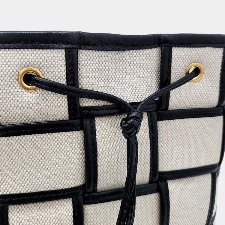 Pre Owned Bottega Veneta Beige/Black Canvas Cassette Bucket Bag