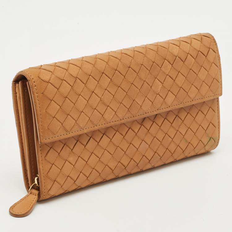Pre Owned Bottega Veneta Brown Intrecciato Leather Flap Continental Wallet