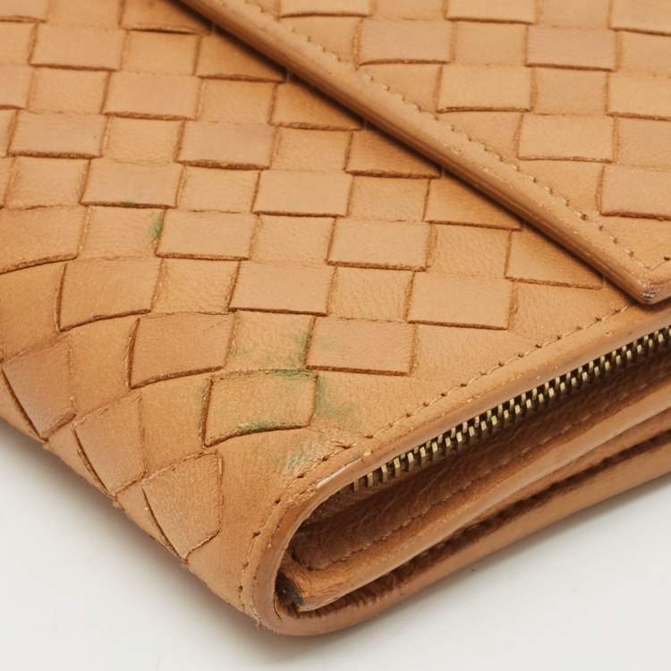 Pre Owned Bottega Veneta Brown Intrecciato Leather Flap Continental Wallet
