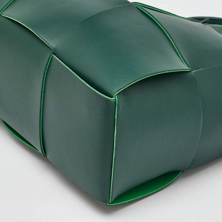 Pre Owned Bottega Veneta Dark Green Intreccio Leather Small Arco Tote