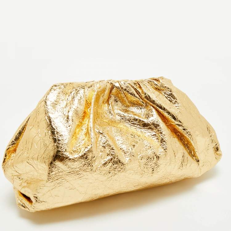 Pre Owned Bottega Veneta Gold Foil Leather The Pouch Clutch