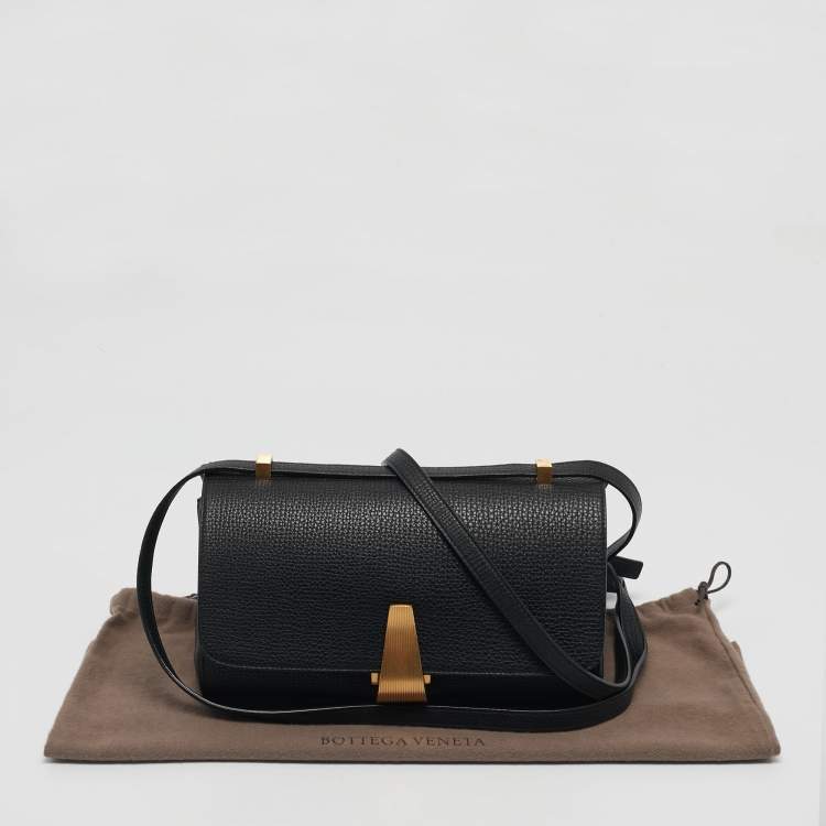 Pre Owned Bottega Veneta Black Leather BV Angle Shoulder Bag