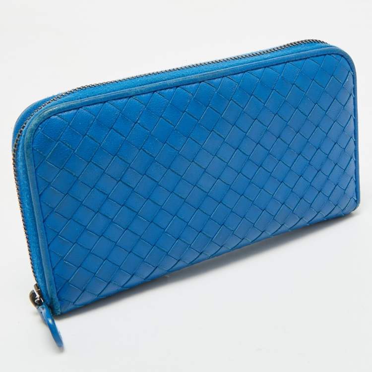 Pre Owned Bottega Veneta Blue Intrecciato Leather Zip Around Wallet