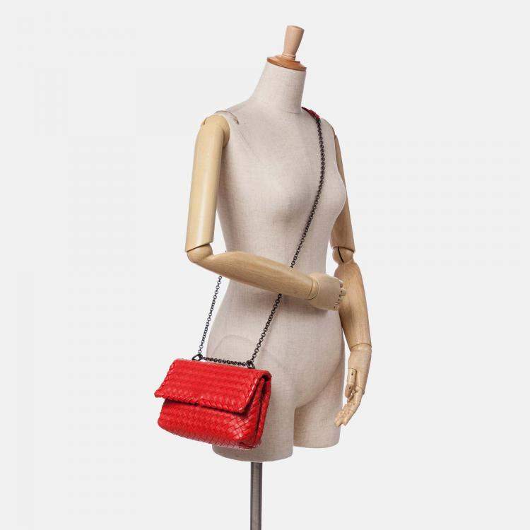 Pre Owned Bottega Veneta Red Baby Nappa Intrecciato Olimpia Crossbody