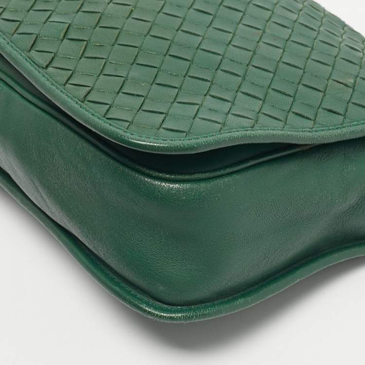 Pre Owned Bottega Veneta Green Intrecciato Leather Flap Crossbody Bag