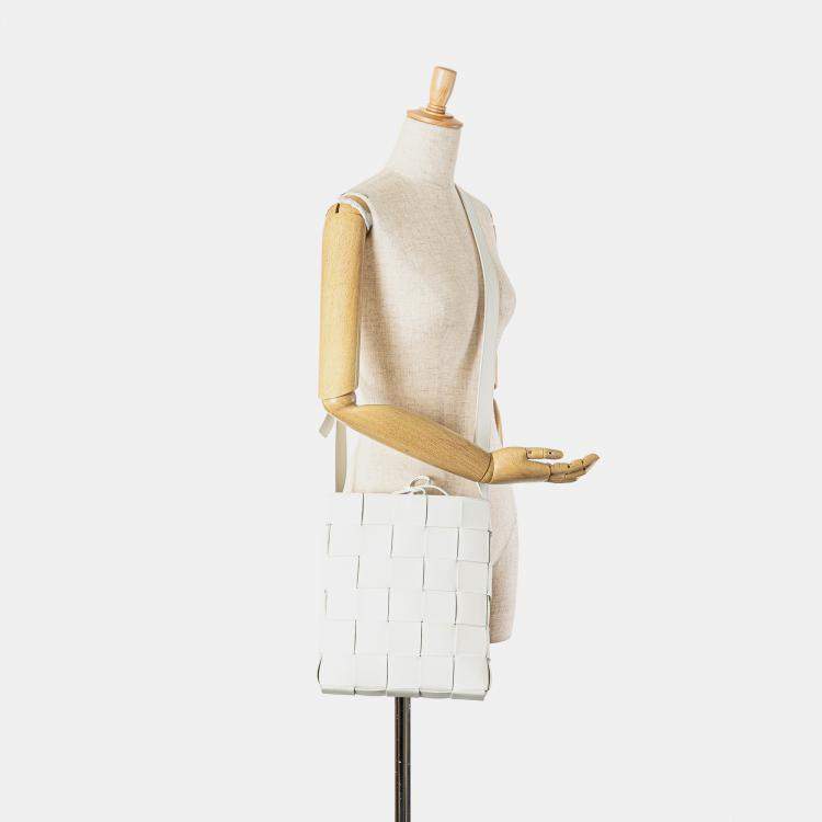Pre Owned Bottega Veneta White Nappa Intrecciato Cassette Messenger