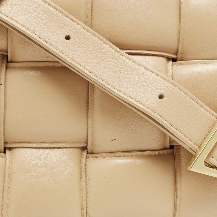 Pre Owned Bottega Veneta Beige Intreccio Leather Padded Cassette Shoulder Bag