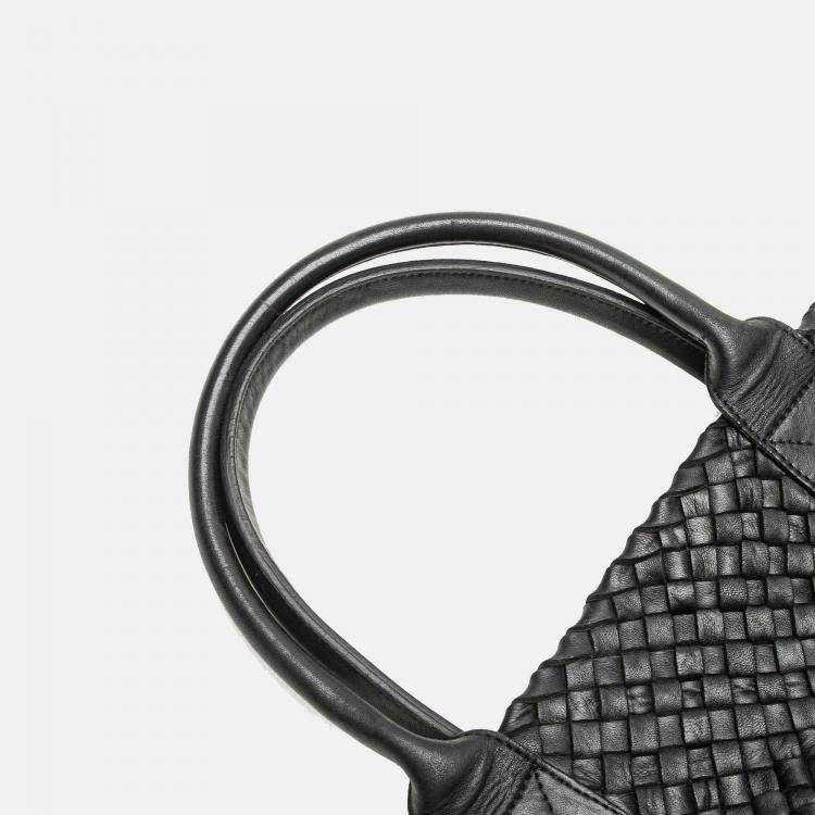 Pre Owned Bottega Veneta Black Medium Lambskin Intreccio Cabat Tote