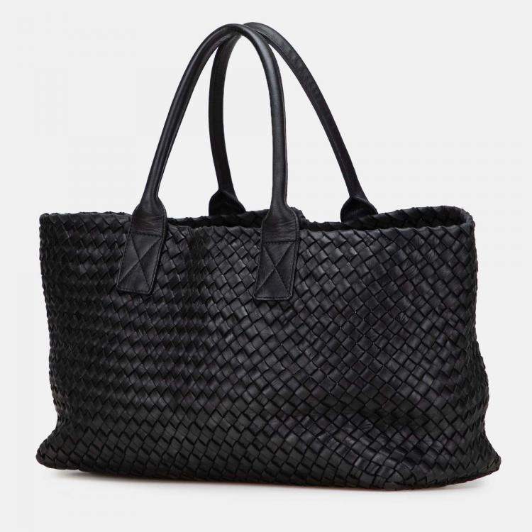Pre Owned Bottega Veneta Black Medium Lambskin Intreccio Cabat Tote