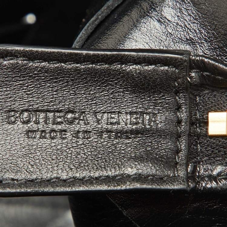 Pre Owned Bottega Veneta Black Leather Small Cassette Camera Bag