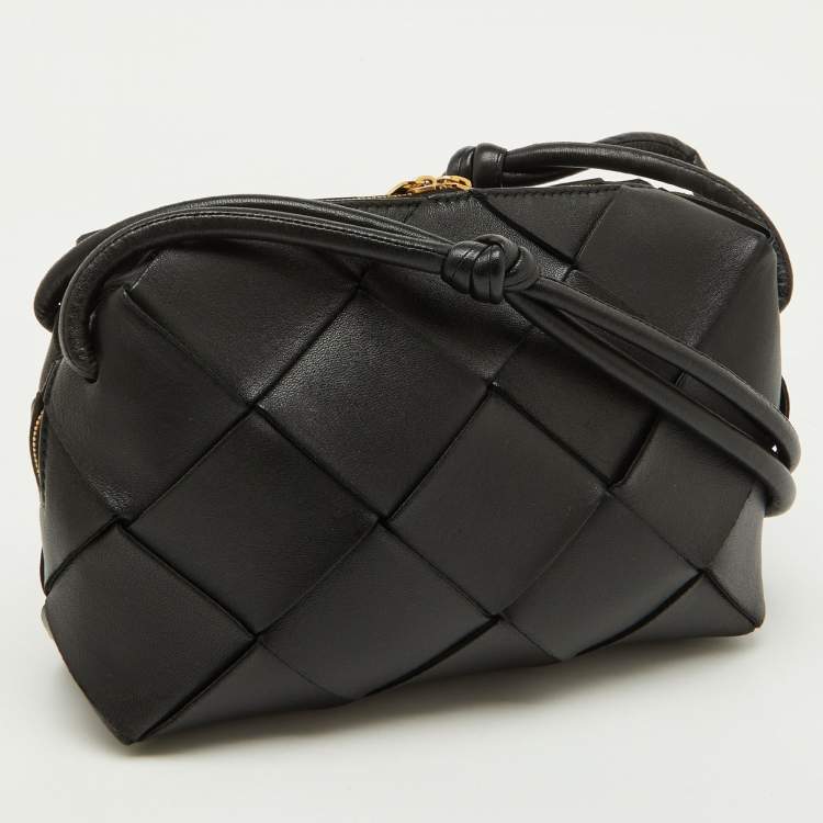 Pre Owned Bottega Veneta Black Leather Small Cassette Camera Bag