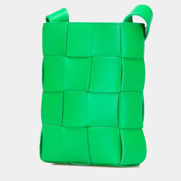 Pre Owned Bottega Veneta Green Mini Nappa Intrecciato Vertical Cassette Crossbody
