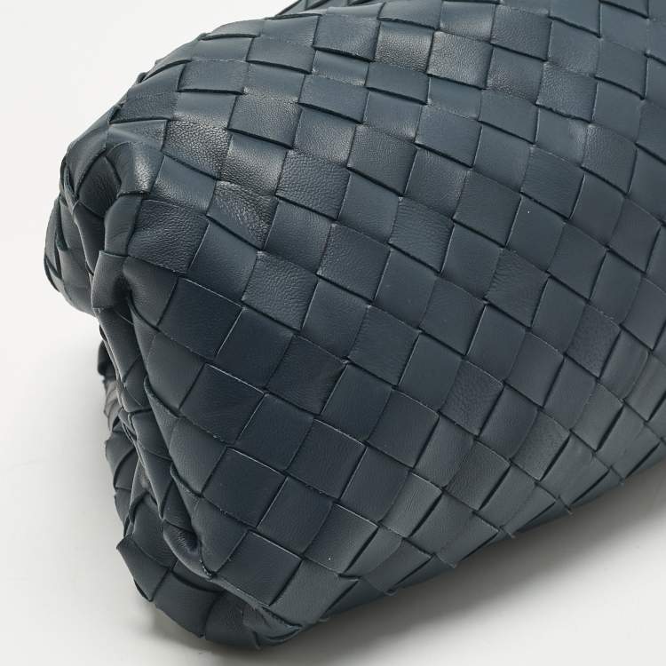Pre Owned Bottega Veneta Navy Blue Intrecciato Leather Classic The Pouch