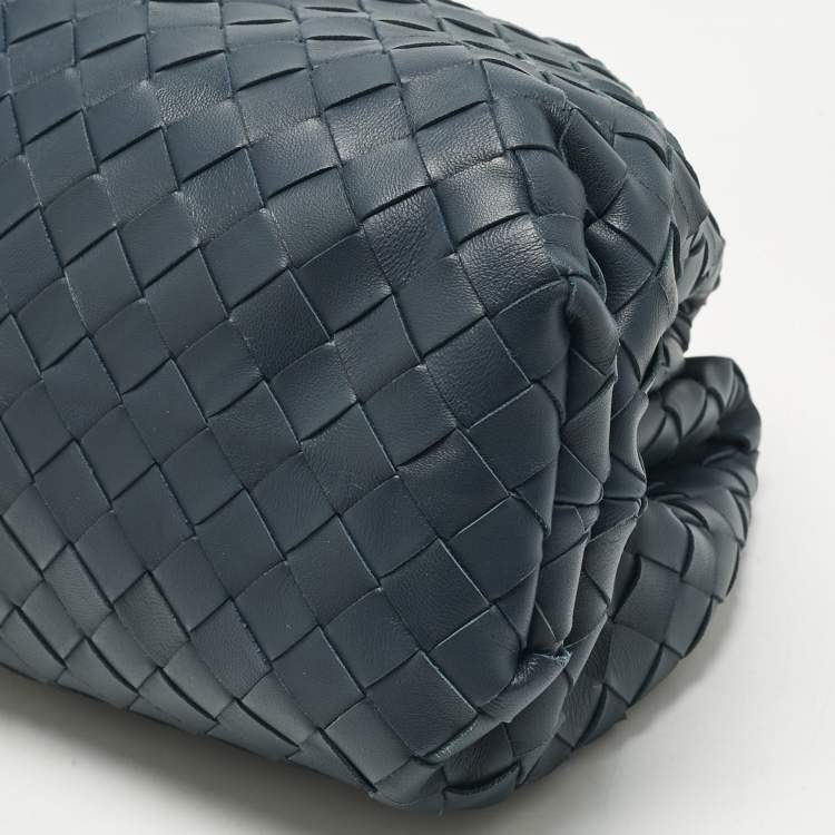 Pre Owned Bottega Veneta Navy Blue Intrecciato Leather Classic The Pouch