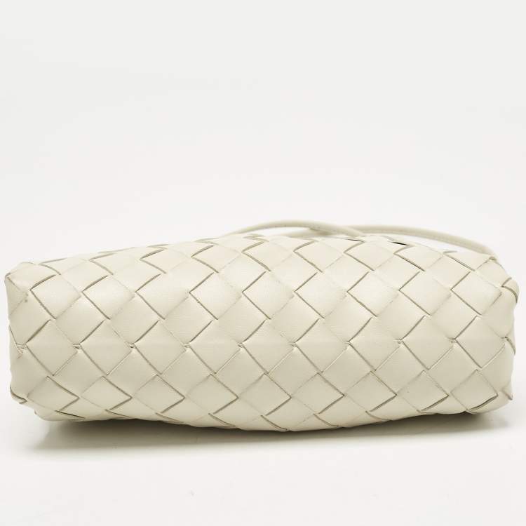 Pre Owned Bottega Veneta White Intrecciato Leather Mini The Pouch Clutch