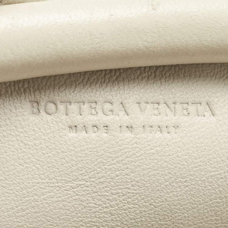 Pre Owned Bottega Veneta White Intrecciato Leather Mini The Pouch Clutch