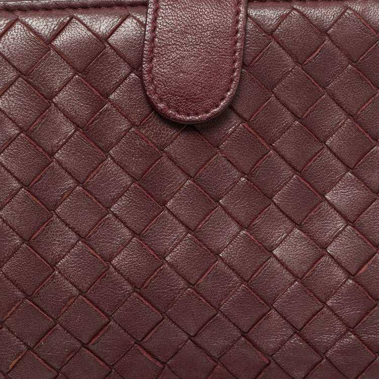Pre Owned Bottega Veneta Burgundy Intrecciato Leather French Wallet