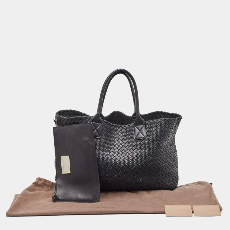 Pre Owned Bottega Veneta Black Intrecciato Leather Medium Cabat Tote