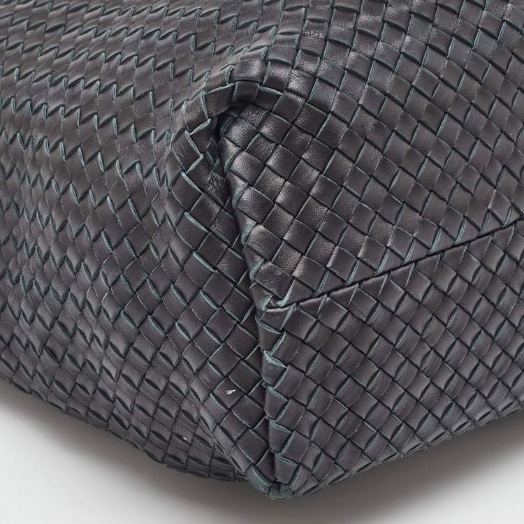 Pre Owned Bottega Veneta Black Intrecciato Leather Medium Cabat Tote