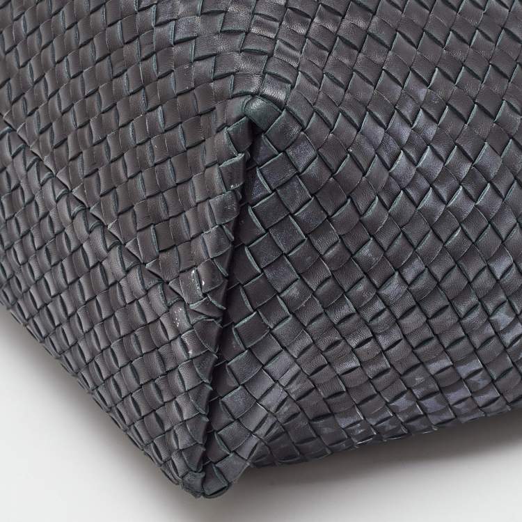 Pre Owned Bottega Veneta Black Intrecciato Leather Medium Cabat Tote